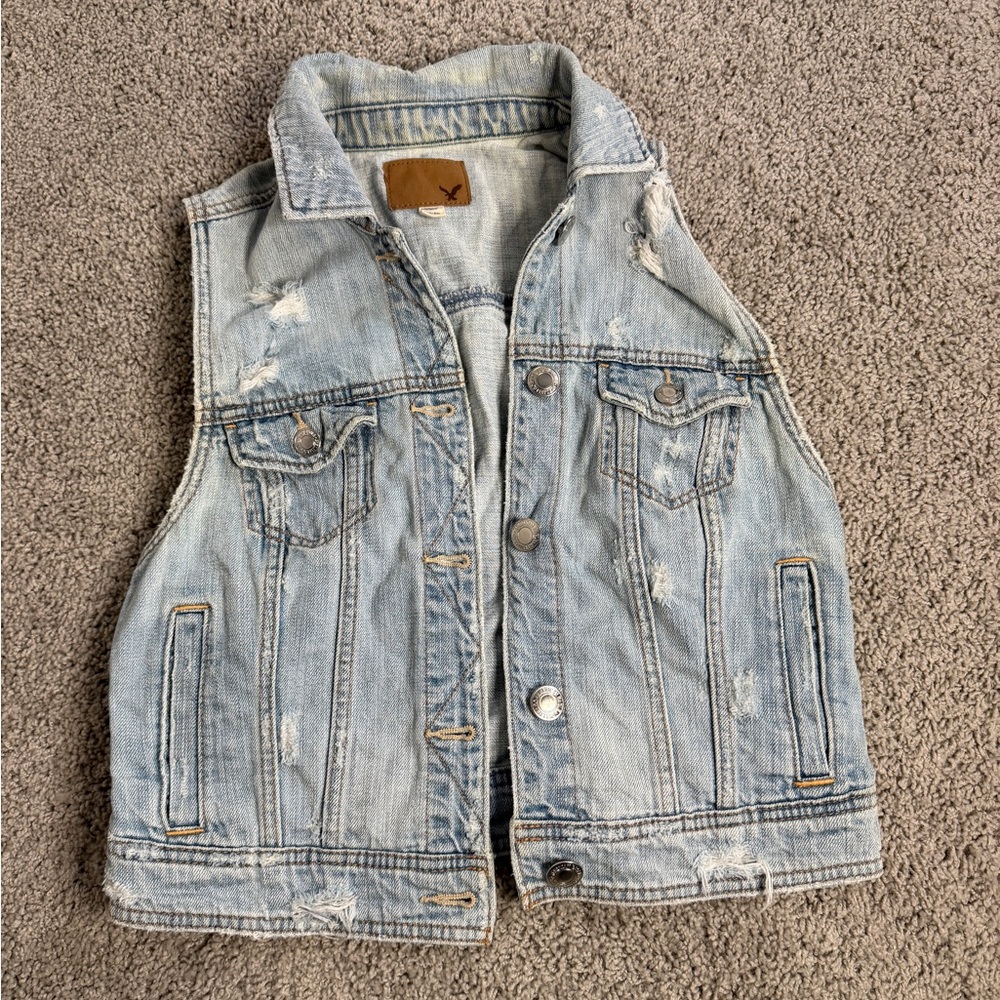 American Eagle Denim Crop Vest